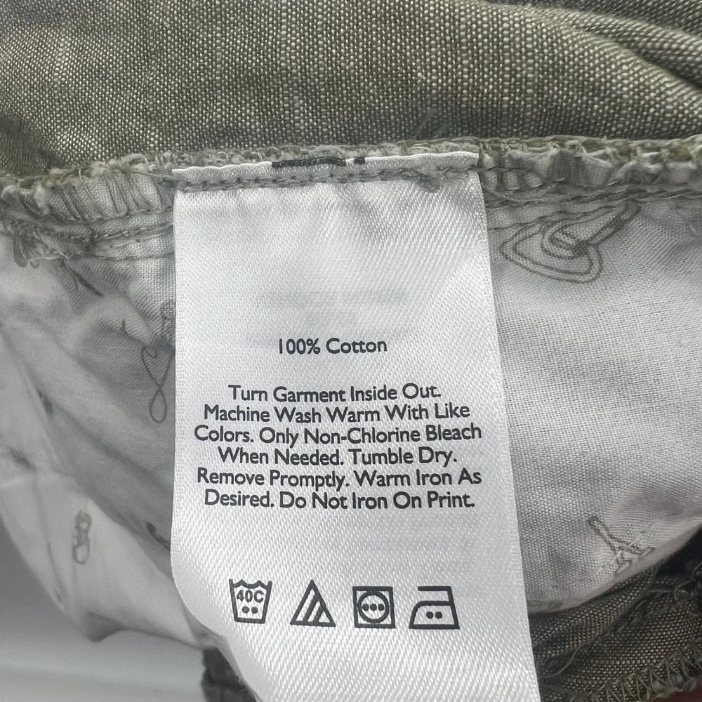 Eddie Bauer Mens Size 33‎ Shorts Khaki Bears Dogs Camping